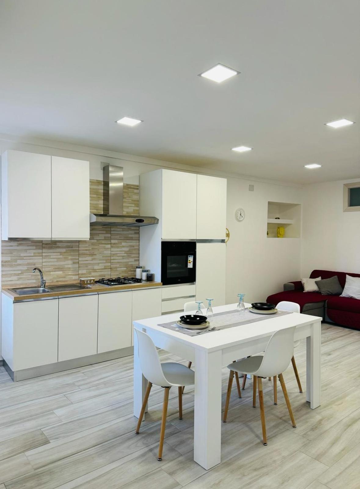 Casa Vacanze In Centro! กัลตาจีโรเน ภายนอก รูปภาพ